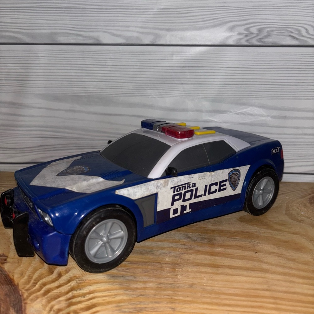 Tonka Police Cruiser - Blue, White, and Red